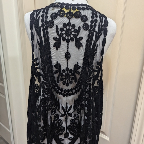 Black crochet duster - Picture 4 of 6